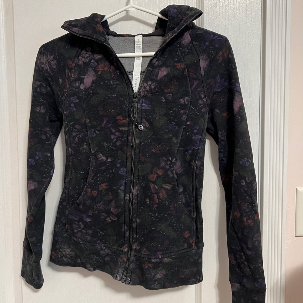 LULULEMON scuba jacket